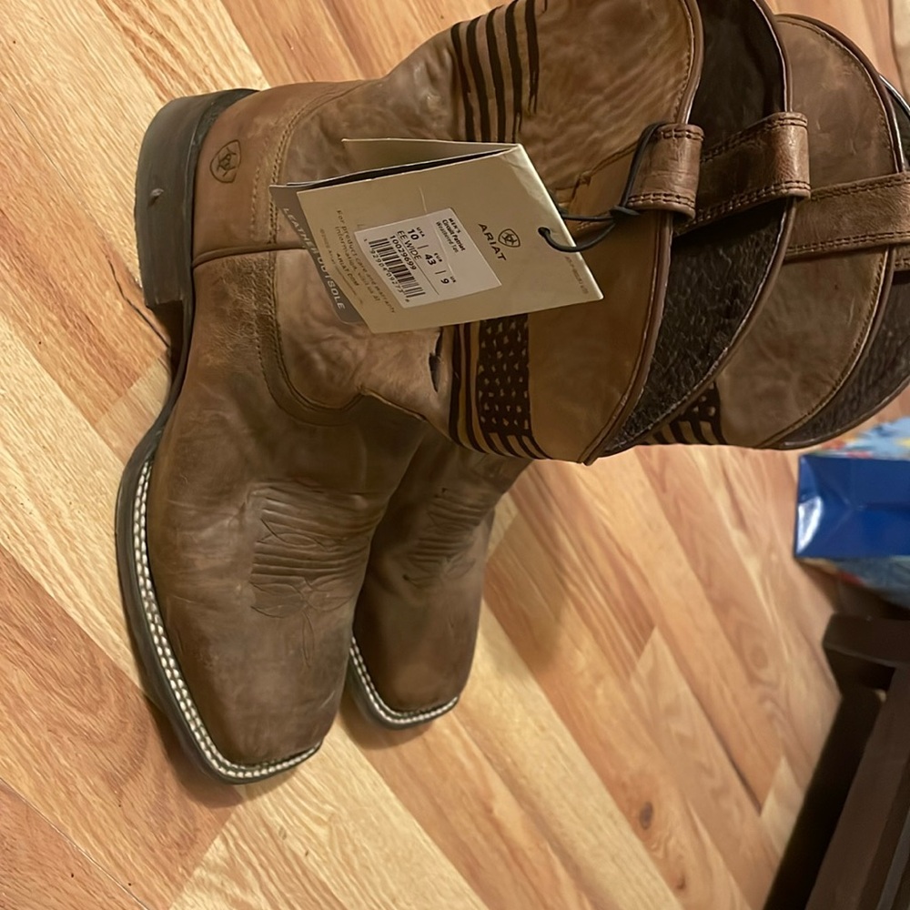 Arita Men’s Circuit Patriot Weathered Tan Square Toe Boots EE wide